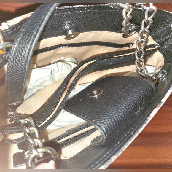 DANA BUCHMAN BLACK FLORAL CANVAS PURSE - Picture 6 of 8